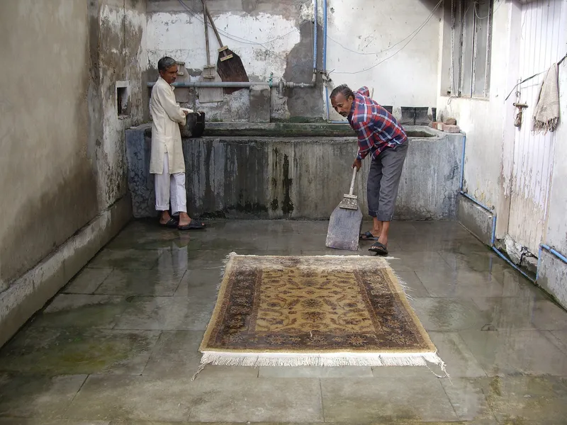 Nettoyage de tapis — Histoire d’Orient